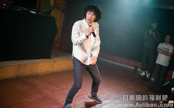 庞麦郎演唱会假唱