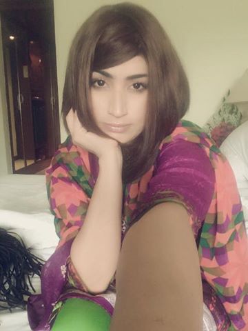 巴基斯坦网红Qandeel因在网上晒性感照被亲弟弟活活绞死 男人装 巴基斯坦 Qandeel