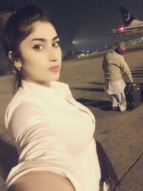 巴基斯坦网红Qandeel因在网上晒性感照被亲弟弟活活绞死 男人装 巴基斯坦 Qandeel