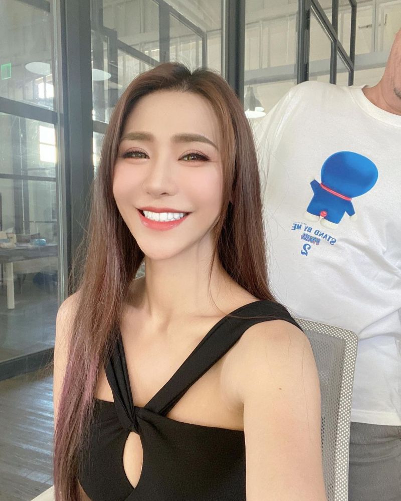 ▲横纲凯咪前阵子因「网美卖淫说」走红。(图/横纲凯咪IG)