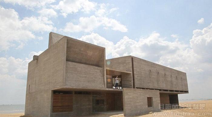 最孤独的图书馆