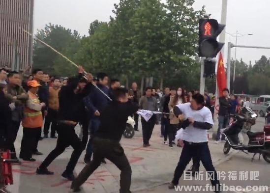 开发商召人围殴业主