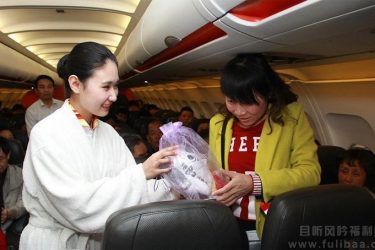 睡衣空姐现身机舱 几男欢喜几女忧|睡衣空姐 - 壹忧舍