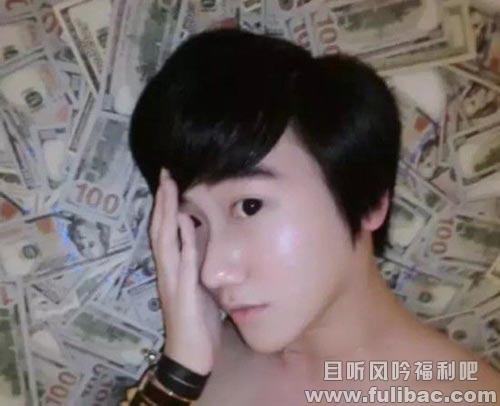 图片[10] - 蛇精男逛街被拍很自豪 尖下巴都能戳死人了|蛇精男|刘梓晨 - 壹忧舍