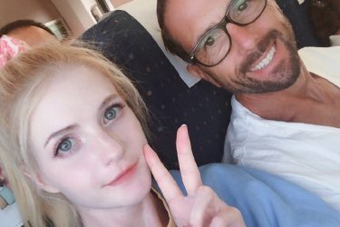 【今日妹子图】古灵精怪的外国小美女 @星悦小美女PKU - 壹忧舍