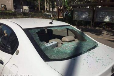 三把菜刀从天而降 高空坠物已严重影响生命安全 - 壹忧舍