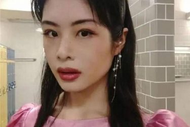 许可馨称能走到今天全靠父母的钱和人脉 - 壹忧舍