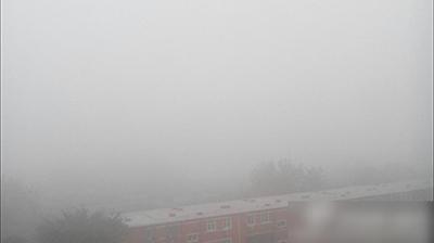 新闻哥吐槽：雾霾，让我威武霸气的鼻毛顿时有了优越感 - 壹忧舍