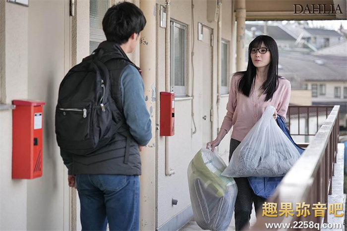 图片[2] - 本田桃(本田もも)作品[DLDSS-108]邻居家的文静人妻的另一面 - 壹忧舍