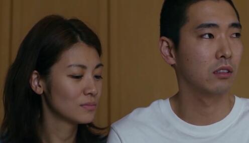 日本尺度伦理电影《火口的两人》弟弟用大人的方式爱了姐姐一次 - 壹忧舍