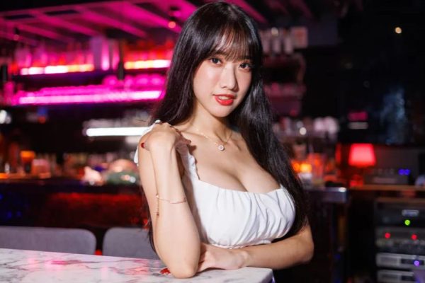 啦啦队女神【杨若歆】与前男友的那些事 - 壹忧舍