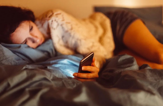 图片[3] - 睡觉手机放床边会受到辐射影响吗？ - 壹忧舍