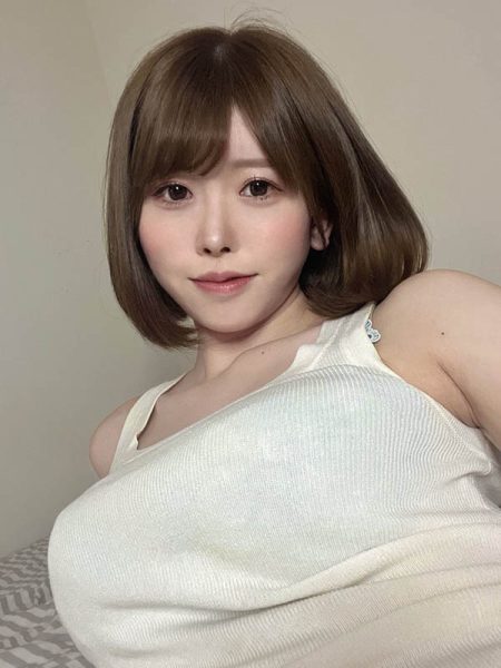 正妹女星「明日见未来」作品推荐封面及内容欣赏 - 壹忧舍