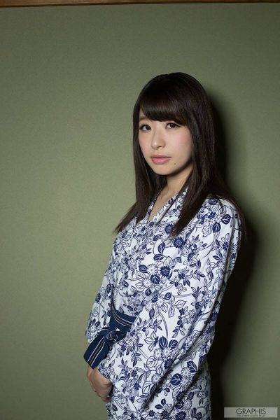 人气四冠女王《初美沙希》精选作品推荐封面及内容欣赏 - 壹忧舍