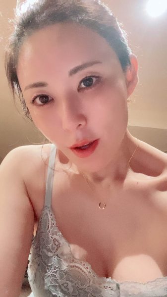 40岁已婚人妻《水野优香》最新作品推荐封面及内容欣赏 - 壹忧舍