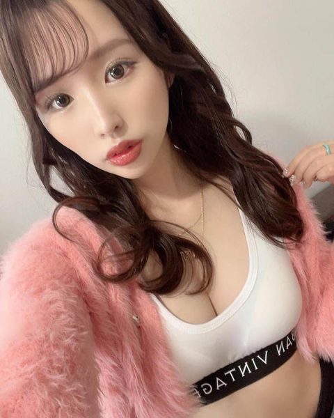 出道2周年的美乳发片机器《新井里真》精选作品推荐封面及内容欣赏 - 壹忧舍