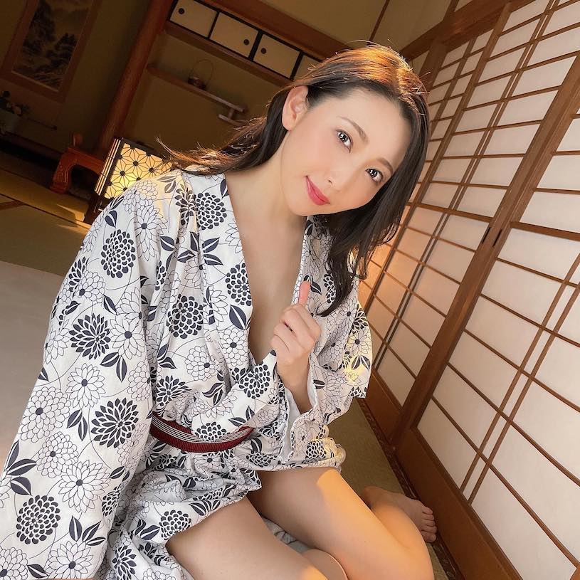 图片[3] - 高颜值熟女《妃光莉》精选作品推荐封面及内容欣赏 - 壹忧舍