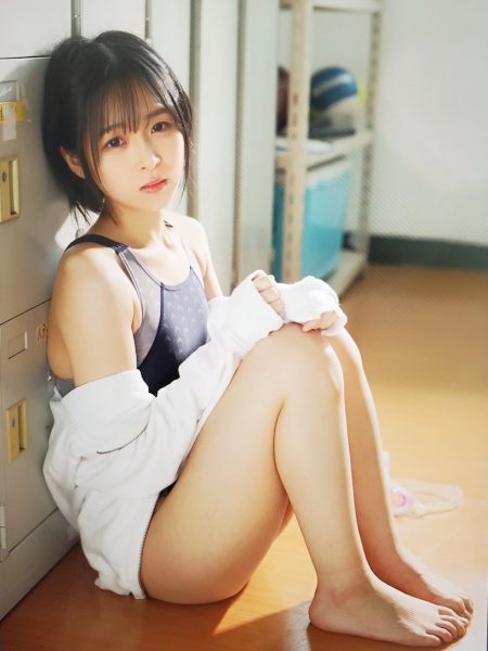 很色情又性欲强的妹子《日向夏》精选作品推荐封面及内容欣赏 - 壹忧舍