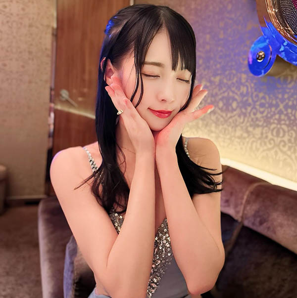 偶像级暗黑美少女《圆井萌华》精选作品推荐封面及内容欣赏 - 壹忧舍