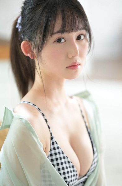 9.5头身美少女《小坂七香》精选作品推荐封面及内容欣赏 - 壹忧舍