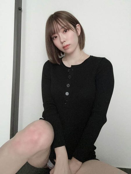 前偶像暗黑女星《朝日铃》精选作品推荐封面及内容欣赏 - 壹忧舍