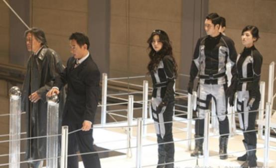 穿越时空的科技博弈《未来警察2010》的科幻警匪叙事 - 壹忧舍