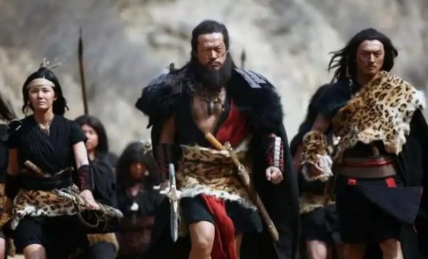 光影铸就忠诚丰碑《英雄时代》新时代英雄叙事 - 壹忧舍