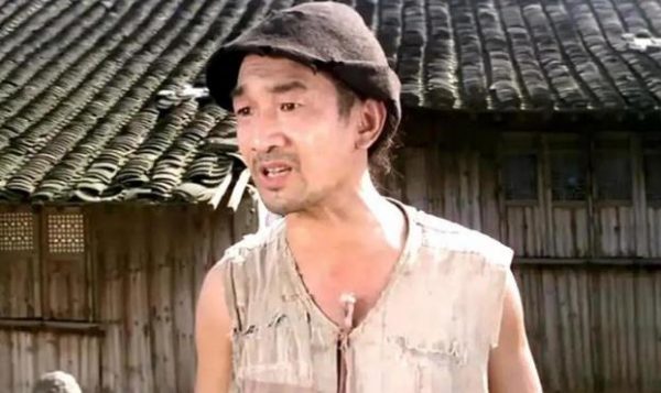 双重维度下的精神寓言,从《阿Q正传》到现代影像的时空对话 - 壹忧舍