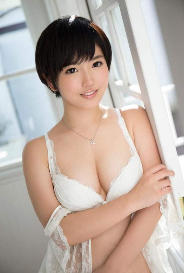 纯真系短发美少女《柚木彩花》精选作品推荐封面及内容欣赏 - 壹忧舍