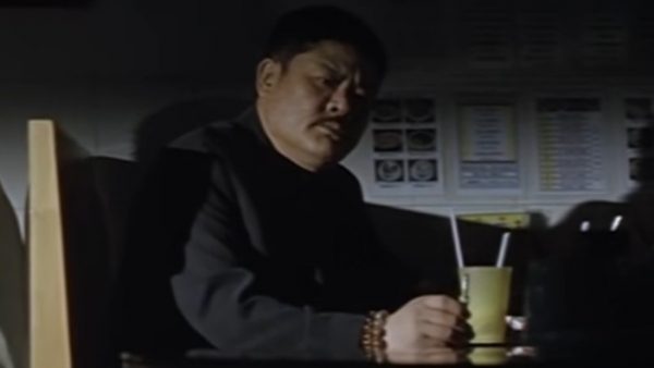 《冤大头》被票房埋没的现实悲喜剧 - 壹忧舍