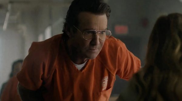 电影《笑面杀手》当身份错位成为喜剧的魔幻配方 - 壹忧舍