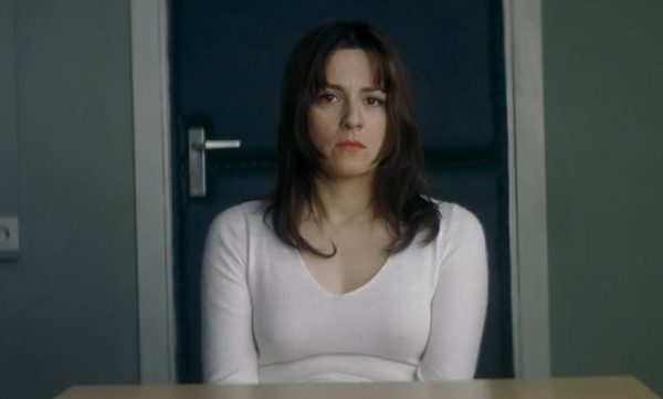 《窃听风暴》中的灵魂觉醒,冰冷的耳机与复苏的人性 - 壹忧舍