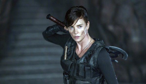 电影《永生守卫》不死者的现代困境与永恒守护 - 壹忧舍