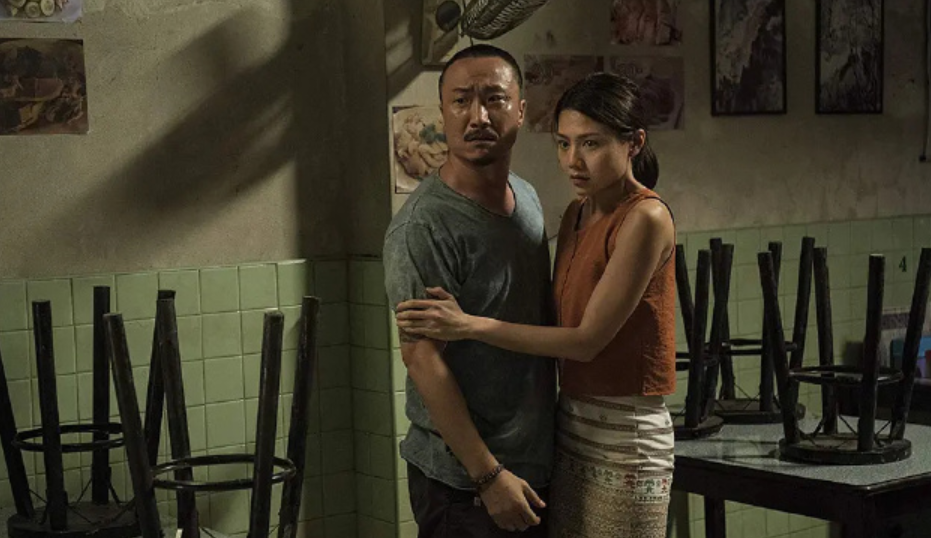 电影《阿龙2025》在技术洪流中探寻人性的微光 - 壹忧舍