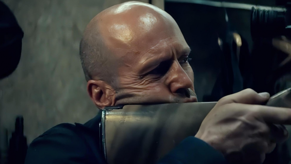 当《红毯先生》变身《杀泰狠》一场荒诞的跨国文化漂流 - 壹忧舍